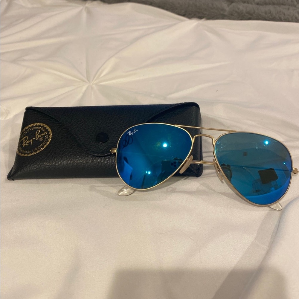 Ray-Ban Aviator Sunglasses